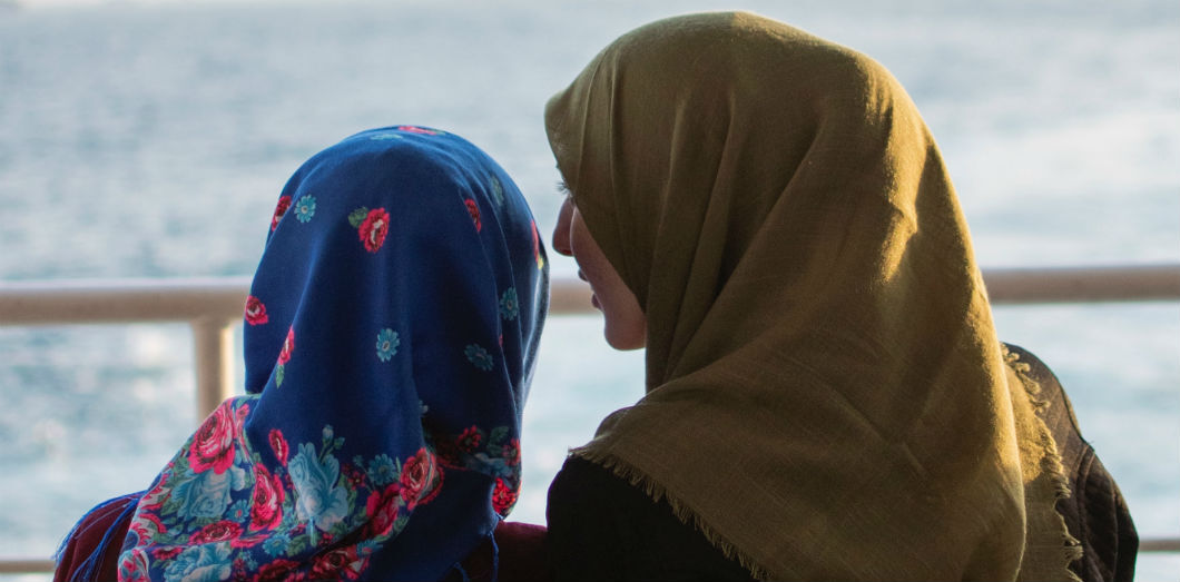 Le Voile Islamique : Une Menace à Éliminer des Écoles Suisses