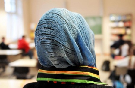 Une rupture historique : le Parti socialiste suisse autorise désormais le voile islamique dans les écoles