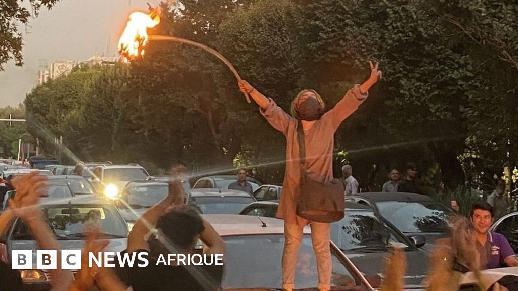 25 ans de retard sur le voile : Copé défend l’alignement des musulmans français avec la droite